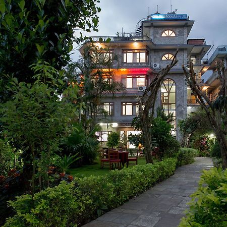 Hotel Tulsi Покхара Экстерьер фото