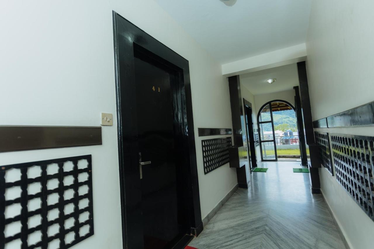 Hotel Tulsi Покхара Экстерьер фото