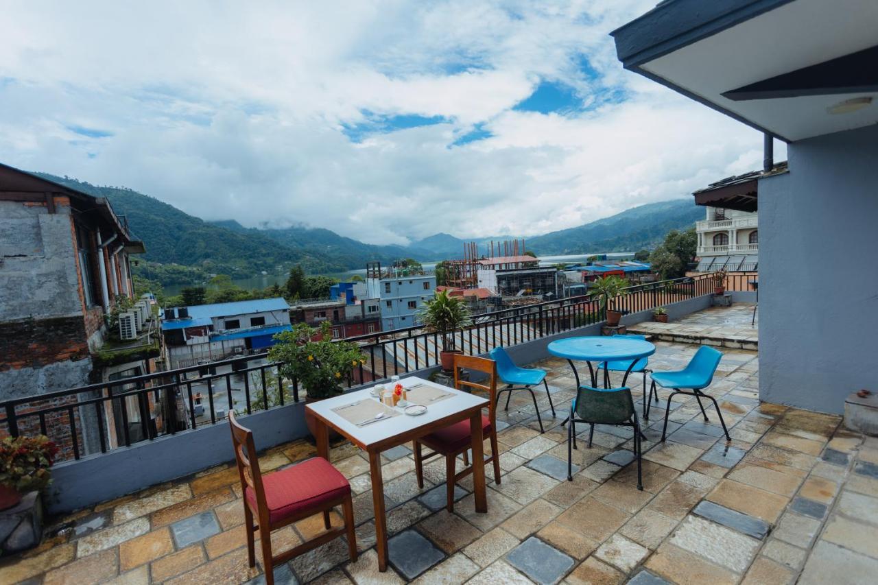 Hotel Tulsi Покхара Экстерьер фото