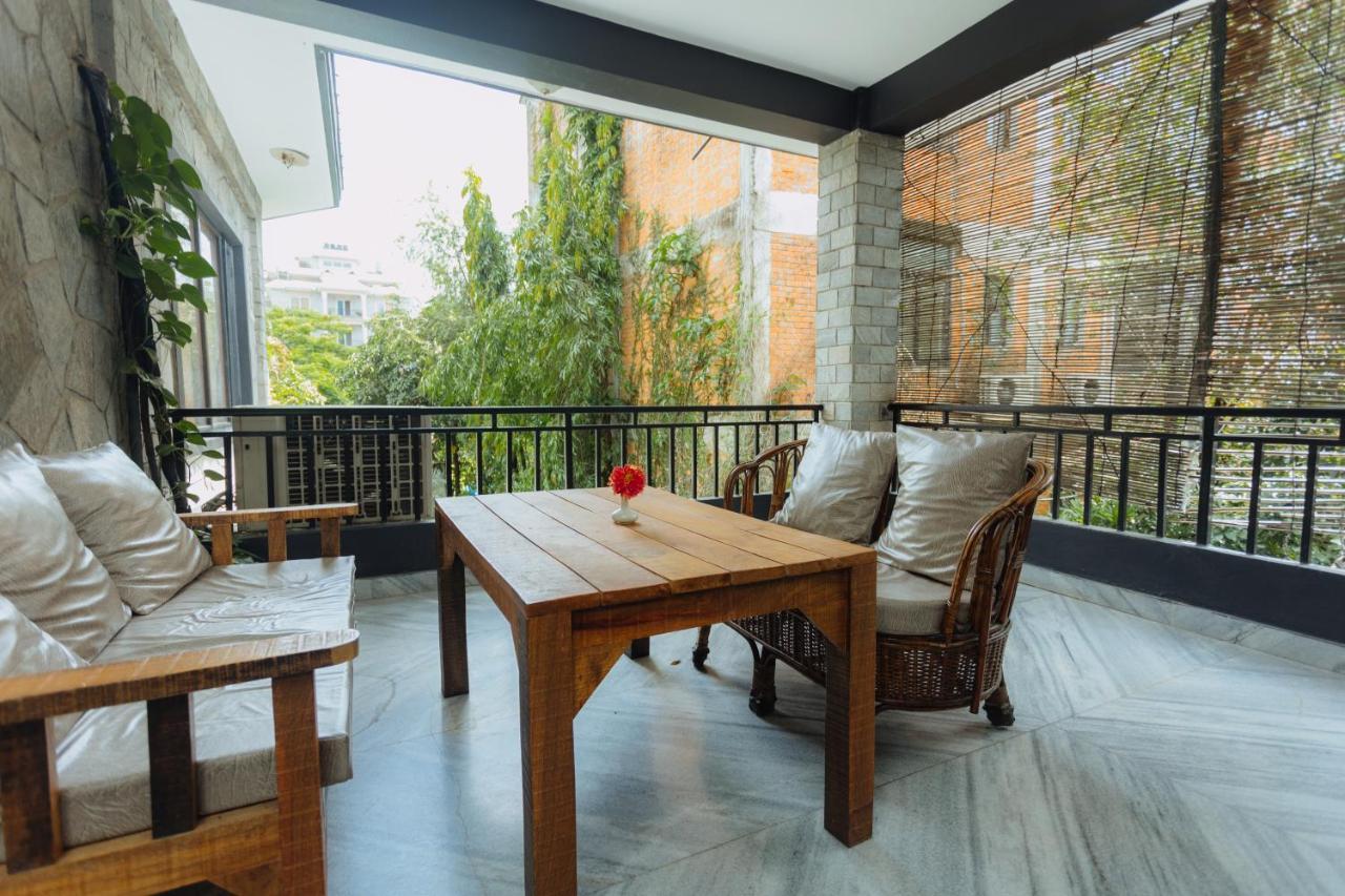 Hotel Tulsi Покхара Экстерьер фото