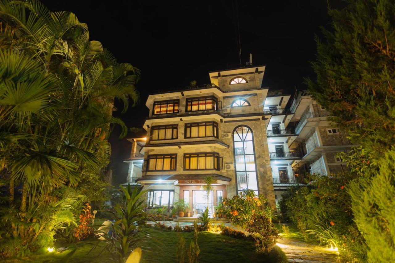 Hotel Tulsi Покхара Экстерьер фото