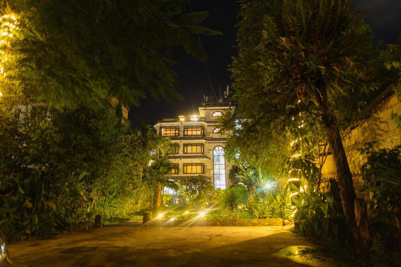 Hotel Tulsi Покхара Экстерьер фото